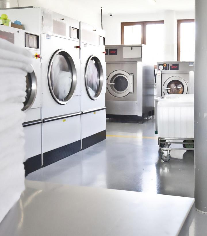 Proposant des services de buanderie commerciale à Québec, nous garantissons la satisfaction de nos clients